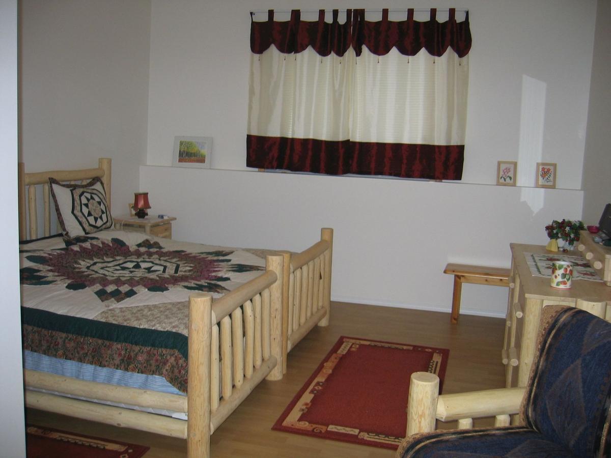 Little Black Bear Lodge/B&B Bridge Lake Экстерьер фото